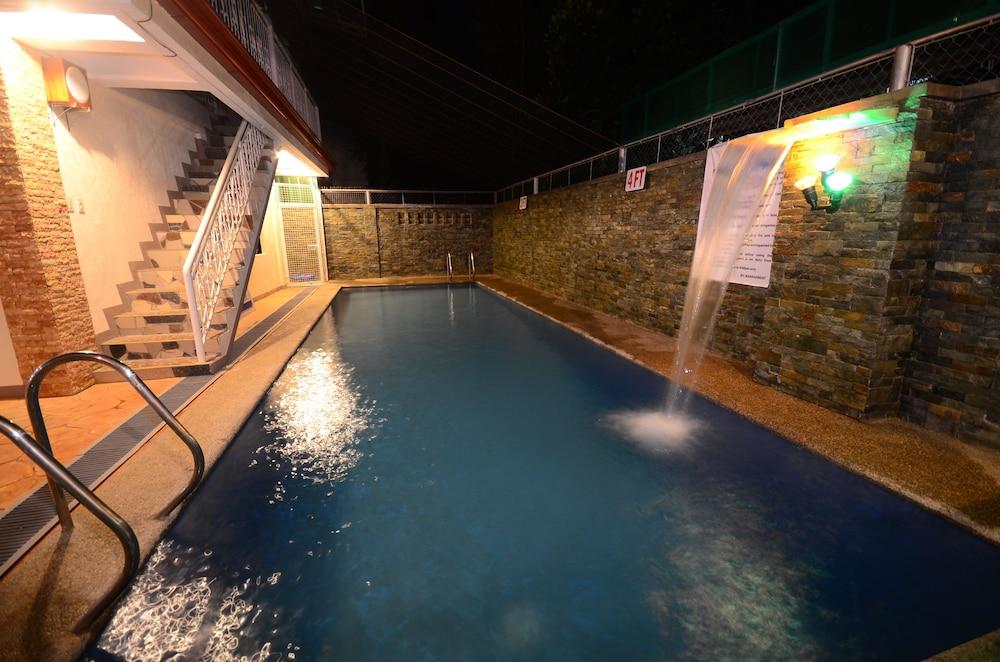 Reddoorz Premium Near Pristine Beach Puerto Princesa Ngoại thất bức ảnh