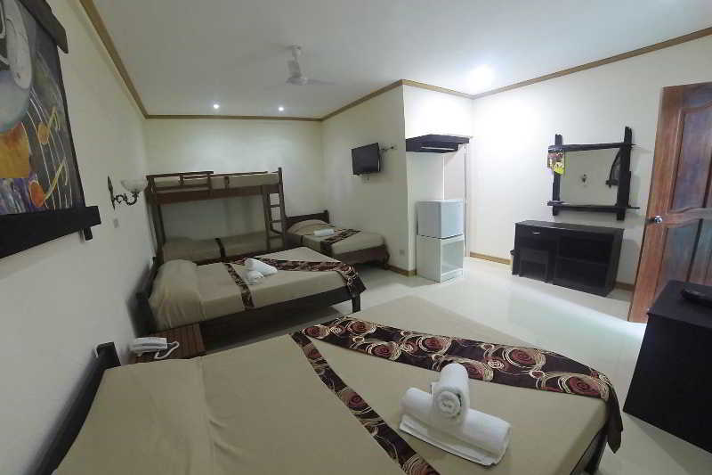 Reddoorz Premium Near Pristine Beach Puerto Princesa Ngoại thất bức ảnh