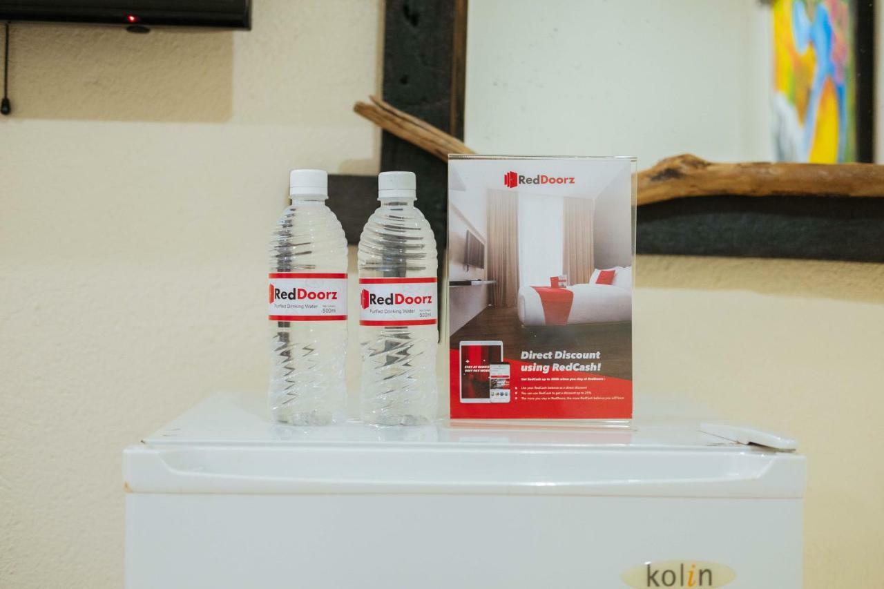 Reddoorz Premium Near Pristine Beach Puerto Princesa Ngoại thất bức ảnh