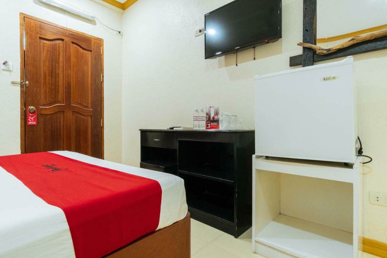 Reddoorz Premium Near Pristine Beach Puerto Princesa Ngoại thất bức ảnh