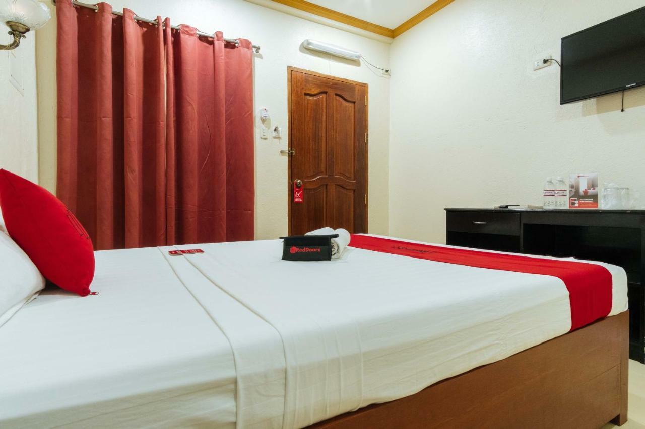Reddoorz Premium Near Pristine Beach Puerto Princesa Ngoại thất bức ảnh